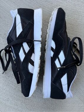 Reebok Classic Nylon Suede Athletic Shoes Sneakers Black White 7